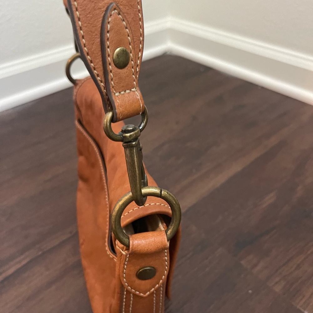 Frye Saddle Crossbody Bag in Cognac Brown - Picture 9 of 12